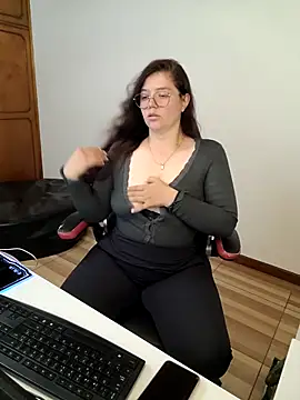 kayortiiz online show from 07-22-26, 12:13