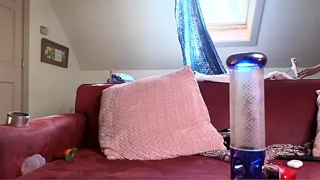 queendab626 online show from 02-11-25, 05:50