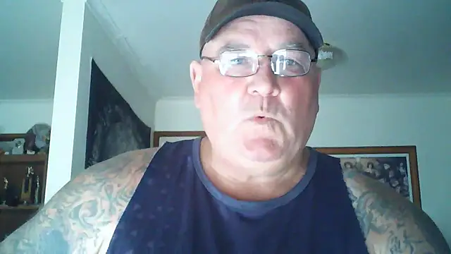 Snapshot of HOTANAL chatting on 01-12-25, 07:00 HOTANAL online show from 01-12-25, 07:00