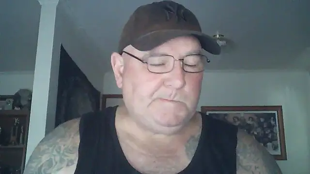 Snapshot of HOTANAL chatting on 01-13-25, 01:23 HOTANAL online show from 01-13-25, 01:23