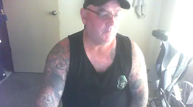 Snapshot of HOTANAL chatting on 01-22-25, 02:26 HOTANAL online show from 01-22-25, 02:26