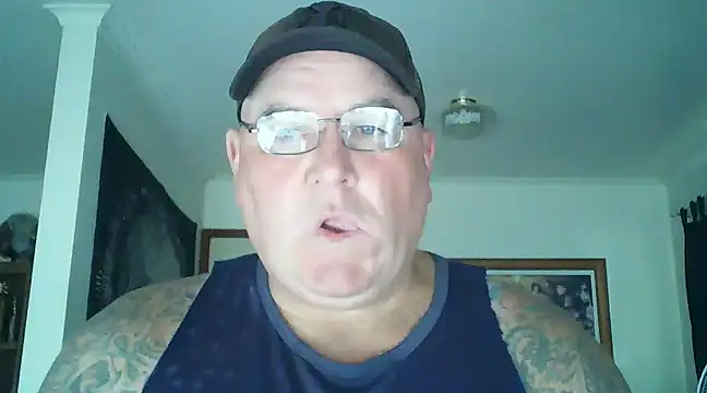 Snapshot of HOTANAL chatting on 01-26-25, 02:03 HOTANAL online show from 01-26-25, 02:03