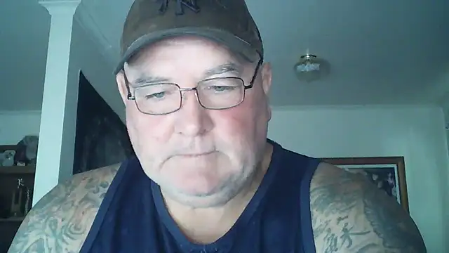 Snapshot of HOTANAL chatting on 01-29-25, 01:16 HOTANAL online show from 01-29-25, 01:16