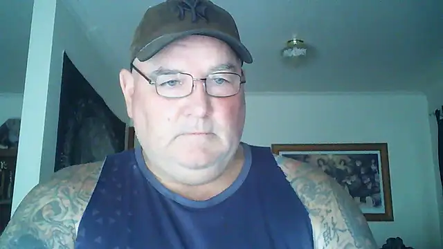 Snapshot of HOTANAL chatting on 01-30-25, 12:50 HOTANAL online show from 01-30-25, 12:50