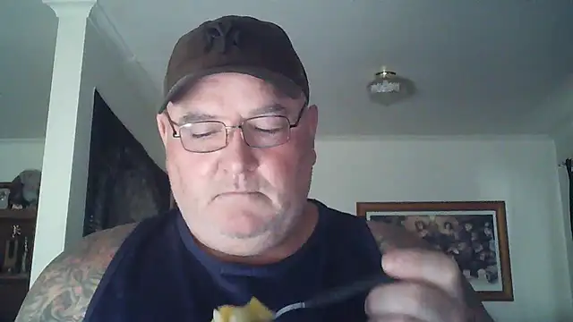 Snapshot of HOTANAL chatting on 01-31-25, 03:41 HOTANAL online show from 01-31-25, 03:41