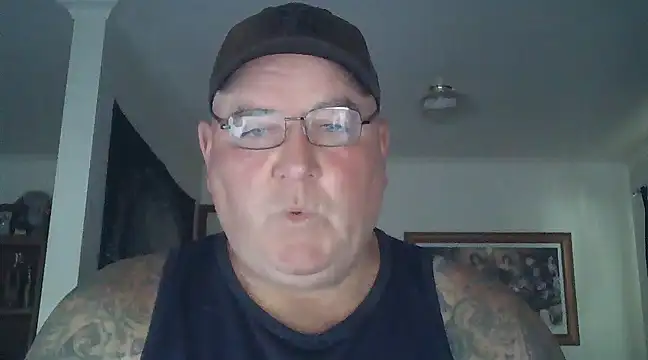 Snapshot of HOTANAL chatting on 02-04-25, 01:13 HOTANAL online show from 02-04-25, 01:13