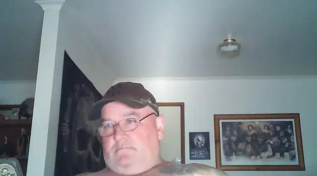 Snapshot of HOTANAL chatting on 02-17-25, 01:15 HOTANAL online show from 02-17-25, 01:15