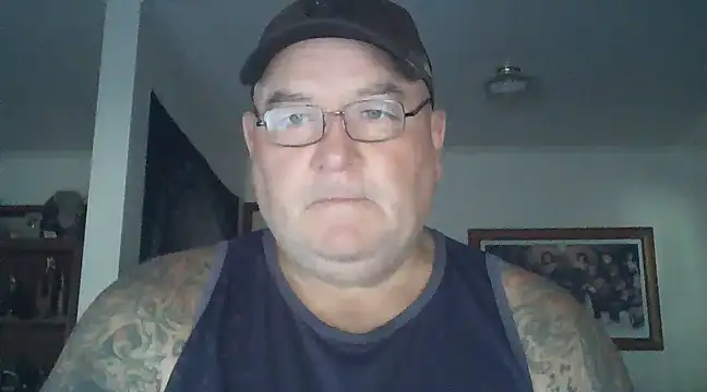 Snapshot of HOTANAL chatting on 02-28-25, 11:45 HOTANAL online show from 02-28-25, 11:45