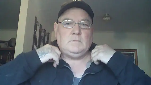 Snapshot of HOTANAL chatting on 09-22-25, 10:23 HOTANAL online show from 09-22-25, 10:23