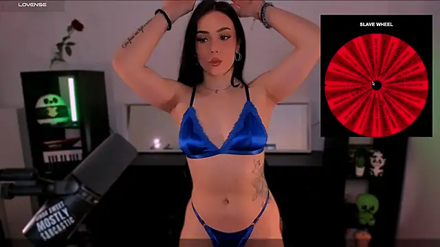 Snapshot of SofiRusselle chatting on 01-10-26, 07:26 SofiRusselle online show from 01-10-26, 07:26