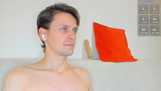 Snapshot of Jasper_Sun chatting on 10-27-25, 08:57 Jasper Sun online show from 10-27-25, 08:57