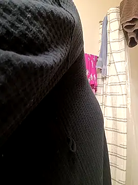 yellowwetfox online show from 03-04-26, 10:32