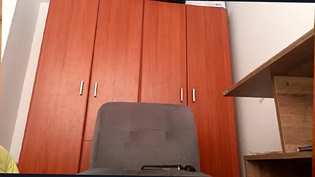 Juls winter  online show from 11-10-25, 07:57