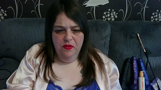 Snapshot of HouseWifeWhore_Milf chatting on 03-24-26, 03:06 HouseWifeWhore Milf online show from 03-24-26, 03:06