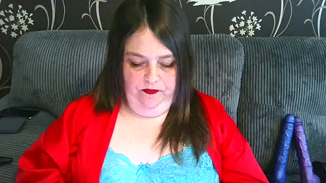 Snapshot of HouseWifeWhore_Milf chatting on 03-29-26, 03:12 HouseWifeWhore Milf online show from 03-29-26, 03:12