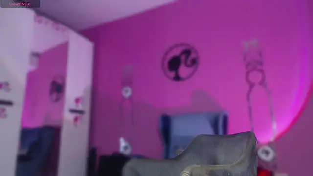 Snapshot of Tallso_sex chatting on 12-14-24, 06:52 Tallso sex online show from 12-14-24, 06:52