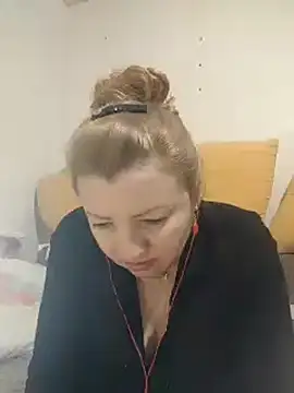 Snapshot of stefanyharper16 chatting on 02-18-25, 05:21 stefanyharper16 online show from 02-18-25, 05:21