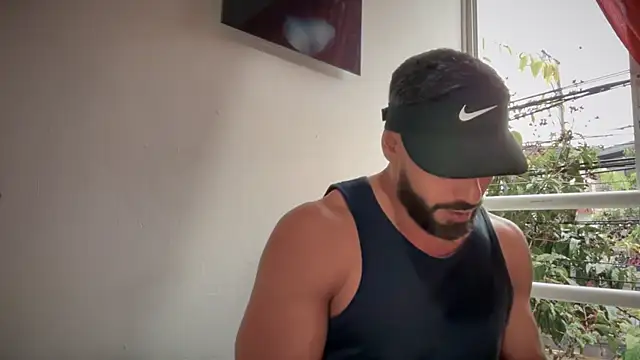 Snapshot of romeolovedark chatting on 10-22-25, 08:41 romeolovedark online show from 10-22-25, 08:41