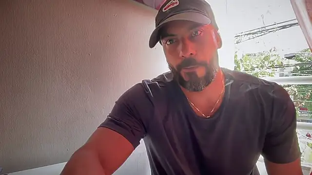 Snapshot of romeolovedark chatting on 11-17-25, 07:52 romeolovedark online show from 11-17-25, 07:52