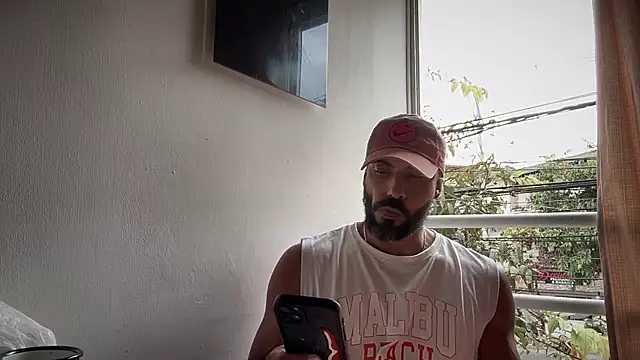 Snapshot of romeolovedark chatting on 12-14-25, 08:13 romeolovedark online show from 12-14-25, 08:13