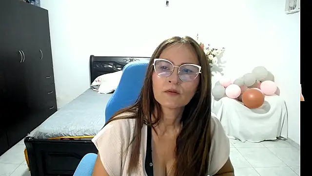 Xiimen online show from 09-17-25, 10:00