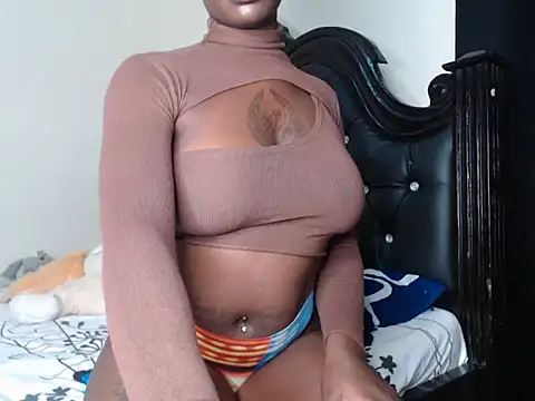 Snapshot of queenvenus2 chatting on 02-22-25, 01:57 queenvenus2 online show from 02-22-25, 01:57