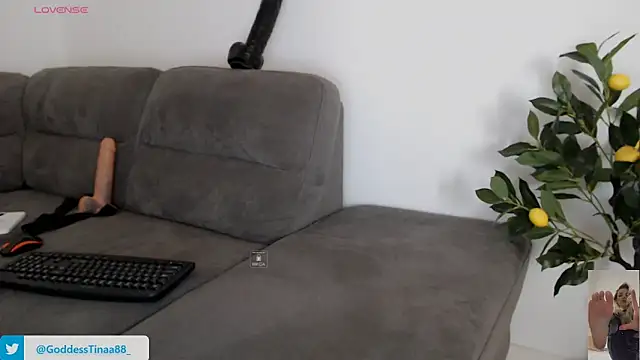 Goddess Tina online show from 04-04-26, 02:58