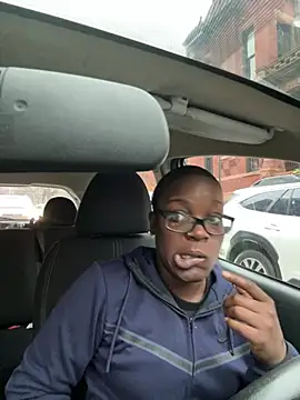 Snapshot of ChocolateBuns101 chatting on 12-17-24, 12:54 ChocolateBuns101 online show from 12-17-24, 12:54