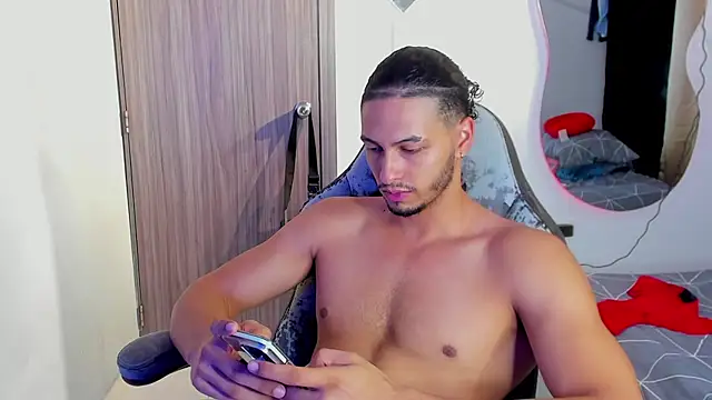 Kris Khalifa69 online show from 11-26-25, 01:01