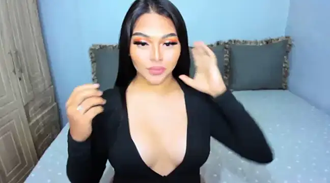 Snapshot of shantal_r0mance chatting on 12-10-24, 01:55 shantal r0mance online show from 12-10-24, 01:55