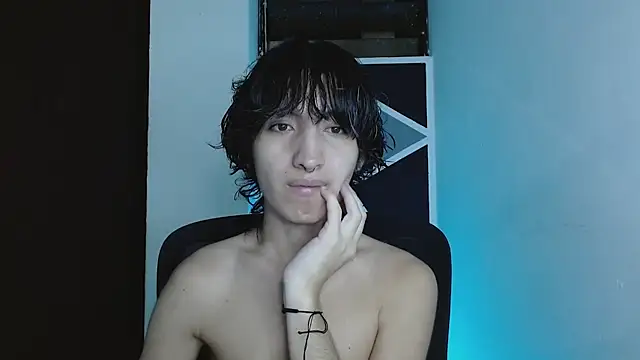littlextreme online show from 05-05-26, 04:09