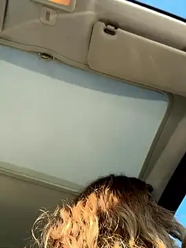 Snapshot of DaisyVibesss chatting on 03-05-25, 02:56 DaisyVibesss online show from 03-05-25, 02:56