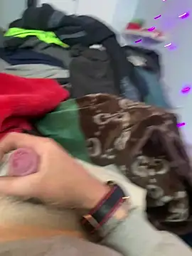 Hugetings online show from 04-21-26, 04:34