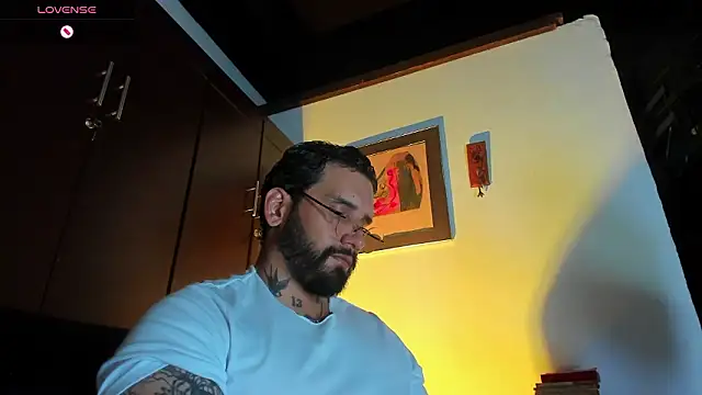 CamiloGray  online show from 03-12-26, 02:45