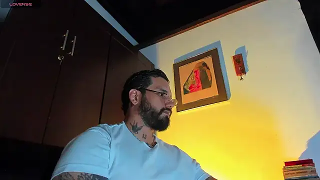 CamiloGray  online show from 03-26-26, 02:44