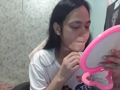 Snapshot of itsmacky4u chatting on 03-17-25, 03:57 itsmacky4u online show from 03-17-25, 03:57