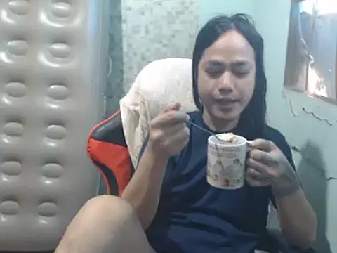 Snapshot of itsmacky4u chatting on 10-16-25, 05:41 itsmacky4u online show from 10-16-25, 05:41