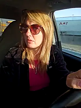 Snapshot of SheIsSomething chatting on 02-15-25, 12:37 SheIsSomething online show from 02-15-25, 12:37