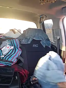 Snapshot of SheIsSomething chatting on 02-28-25, 12:43 SheIsSomething online show from 02-28-25, 12:43