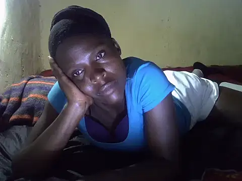 Snapshot of cute-shamza chatting on 10-25-25, 04:35 cute-shamza online show from 10-25-25, 04:35