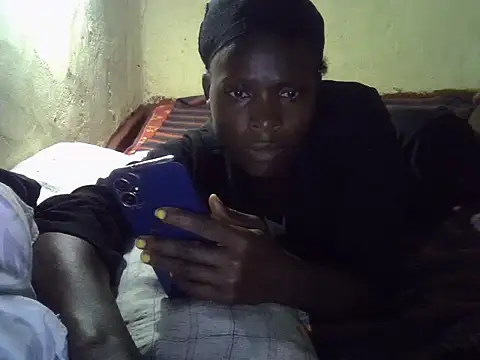 Snapshot of cute-shamza chatting on 11-02-25, 05:59 cute-shamza online show from 11-02-25, 05:59