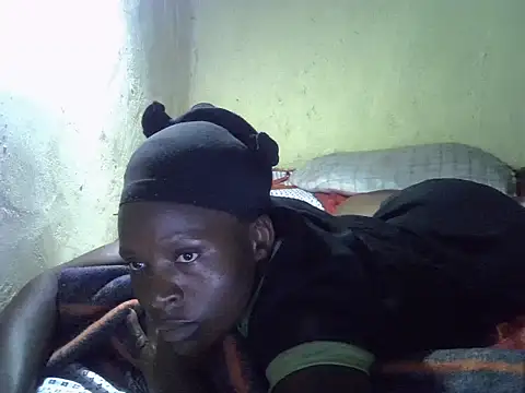 Snapshot of cute-shamza chatting on 11-12-25, 06:08 cute-shamza online show from 11-12-25, 06:08