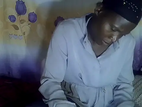 cute-shamza online show from 04-06-26, 04:32