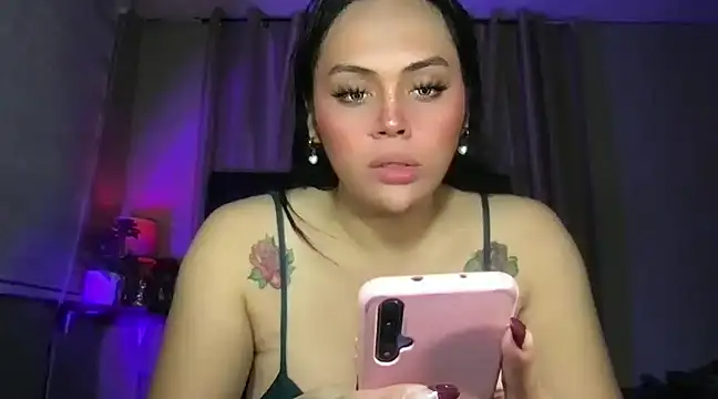 Snapshot of _MissKhimberlyXxx_ chatting on 12-26-24, 07:35  MissKhimberlyXxx  online show from 12-26-24, 07:35