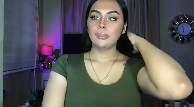 Snapshot of _MissKhimberlyXxx_ chatting on 01-27-25, 10:49  MissKhimberlyXxx  online show from 01-27-25, 10:49