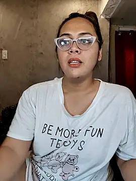  MissKhimberlyXxx  online show from 04-02-26, 08:56