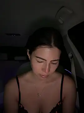 clairewntr online show from 04-23-26, 08:22