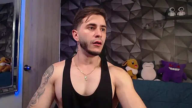 Latino stud4u online show from 10-22-25, 01:17