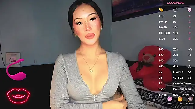 Jasmine Elcock online show from 11-29-25, 08:01