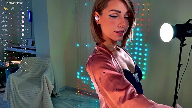 Arielle  03 online show from 02-11-26, 02:16